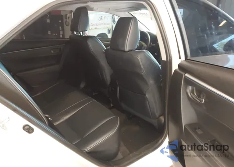 2015 Toyota Corolla S Premium z USA, uszkodzony, nr VIN 5YFBURHE4FP365734